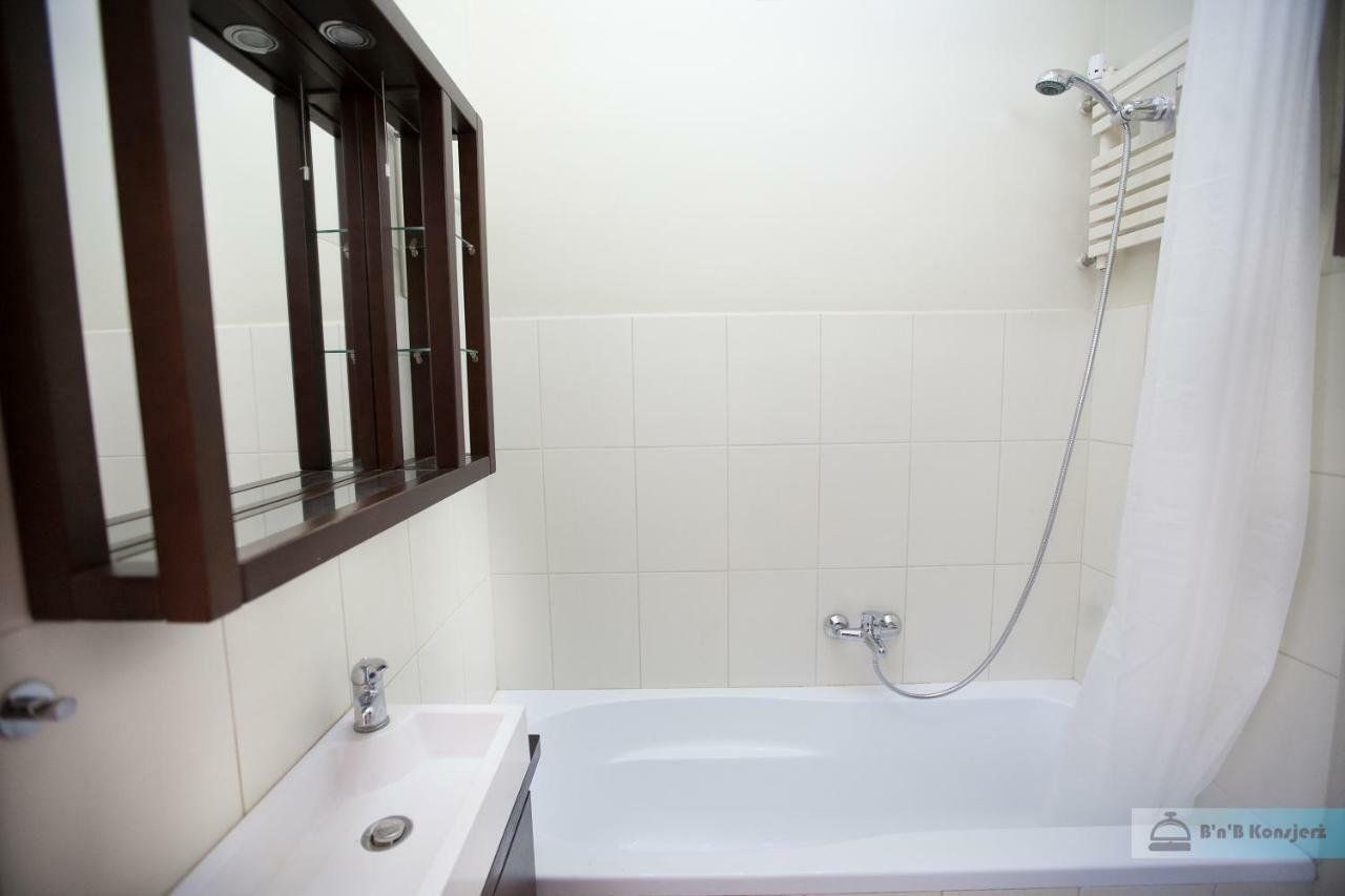 Warsaw Concierge Bracka Retro Flat Apartment Ngoại thất bức ảnh